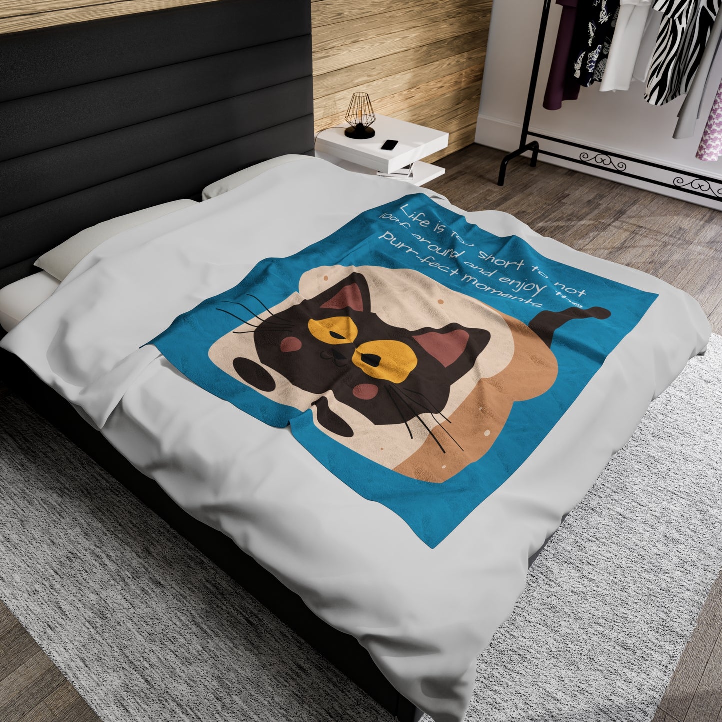 Blue Cat-Loaf Plush Blanket